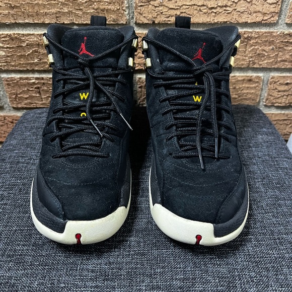 Nike Air Jordan 12 Retro Reverse Taxi 2019 Youth 6.5 - Picture 3 of 10